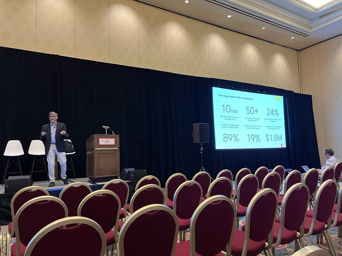 stefanoehrli's tweet photo. Vipin Samar kicks off the second day at #OCW with a session on State of Database Security @oracleace @Accenture #DBSec https://t.co/VsXQy0GQjq