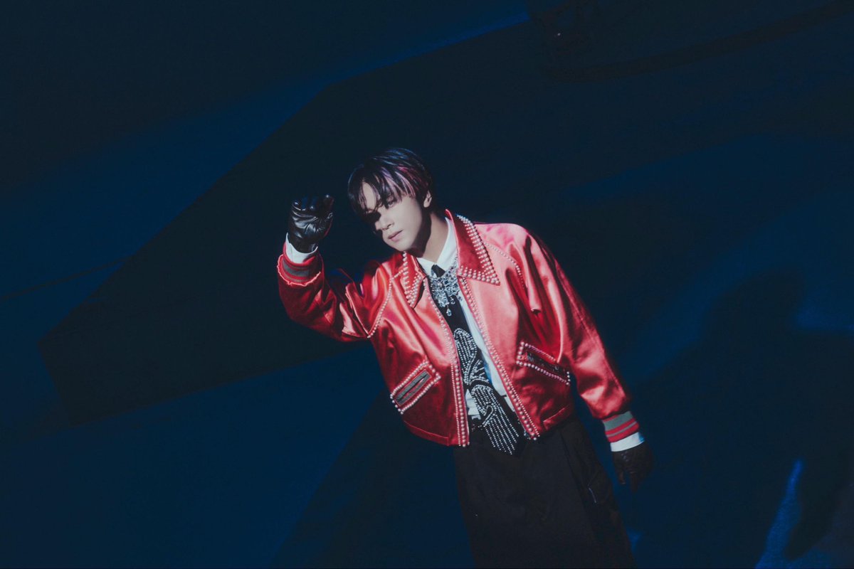 ‘Fact Check’ Chandelier ver.
#HAECHAN #해찬 

🖇️ x.com/nctsmtown_127/…
🖇️ instagram.com/p/Cxavwb-yZRn/…
🖇️ weibo.com/6260407259/494…

#Chandelier_IMG3