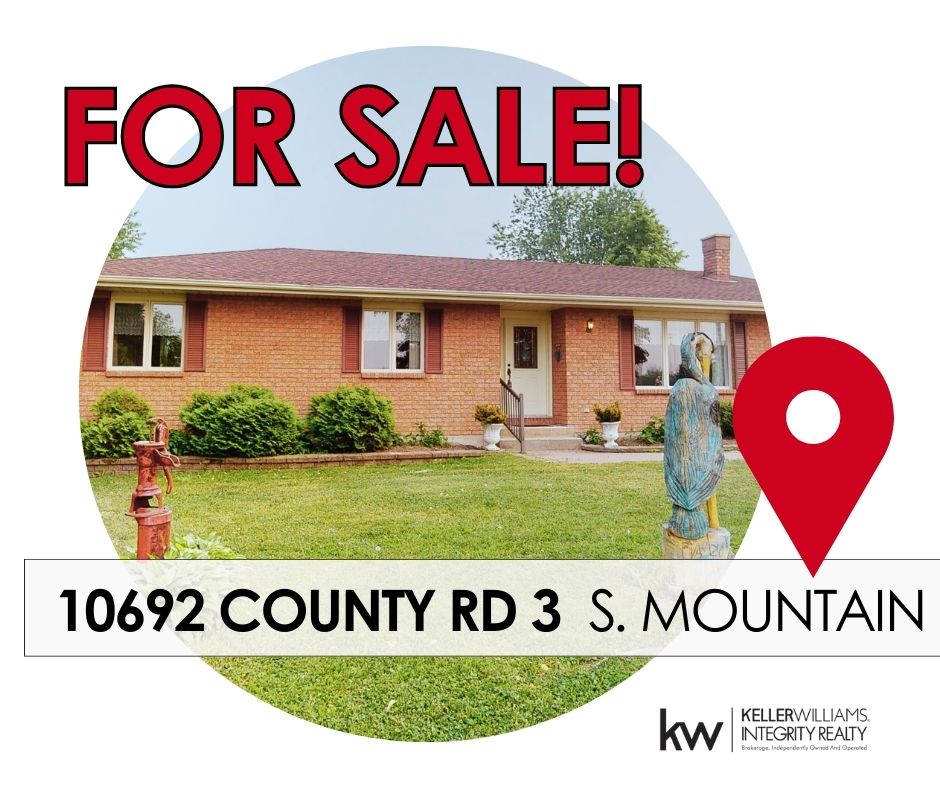 Charming 3+1 bdrm bungalow on 1-acre riverfront! 🏡✨ Enjoy hardwood floors, a four-season sunroom, and an oversized garage. Your tranquil oasis awaits! #DreamHome #RiverfrontLiving 
See More at shorturl.at/gruL3