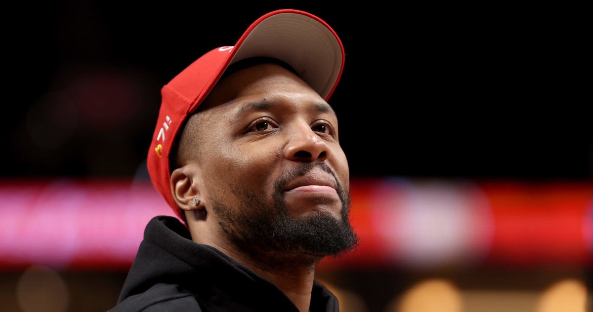 TheDunkCentral's tweet photo. Damian Lillard is expected to request a trade to the Miami Heat if he gets traded to another team, per @flasportsbuzz https://t.co/4OnAXscm2g