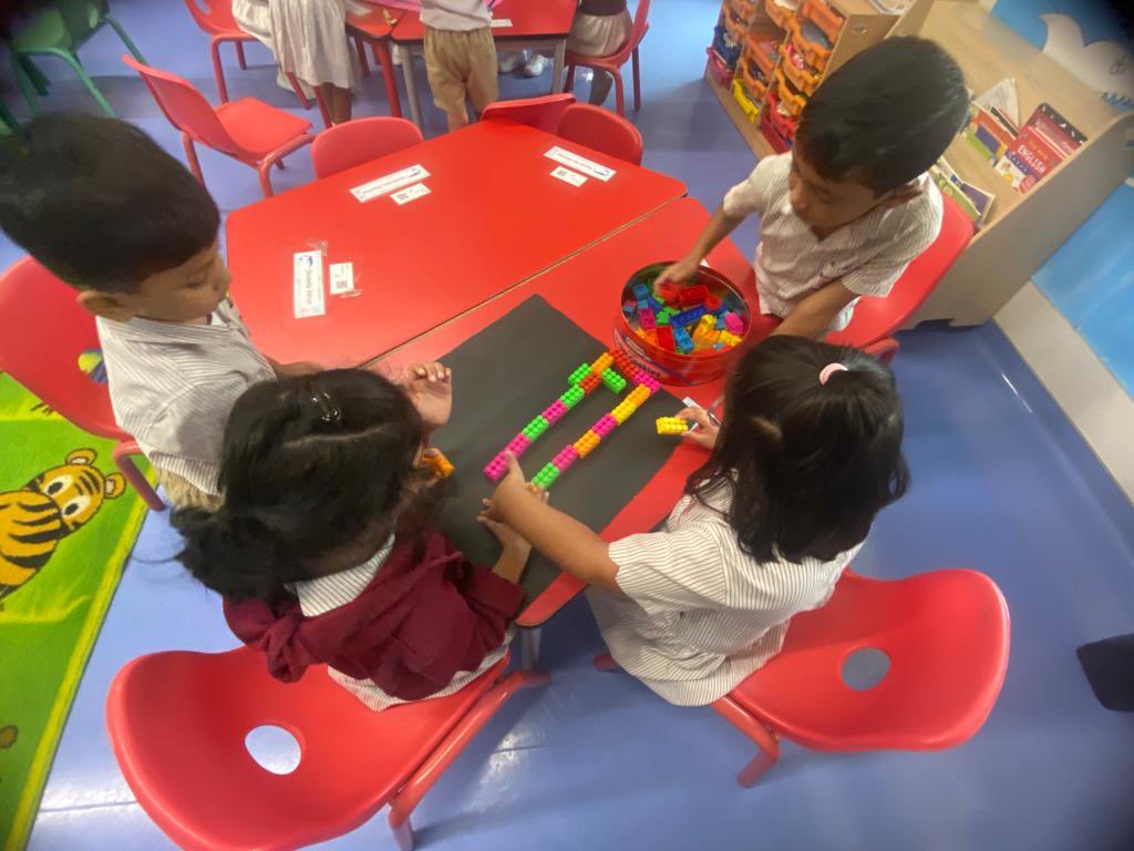 GayatriKakade16's tweet photo. Genius Hour in action! Our young minds are getting creative, designing mazes and mastering the art of giving directions. @NMSKindergarten @MichelleVerghe1 #kg2 #Dynamicdolphins https://t.co/RRMzsJcMs1