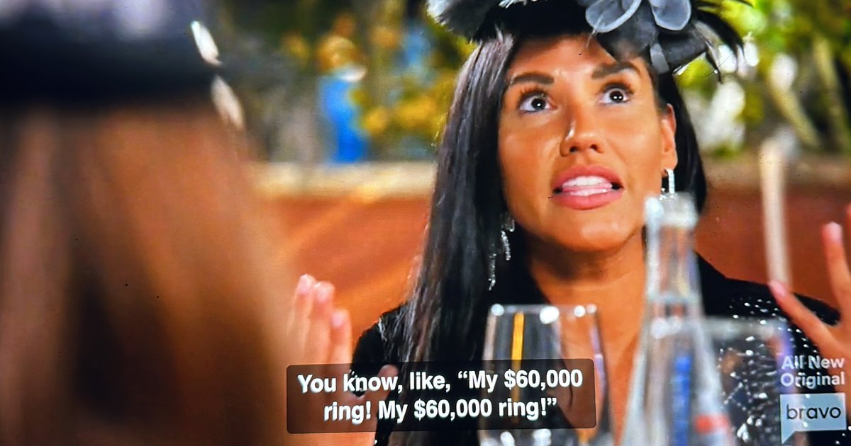 Angie's Scroller 📜 tweet media