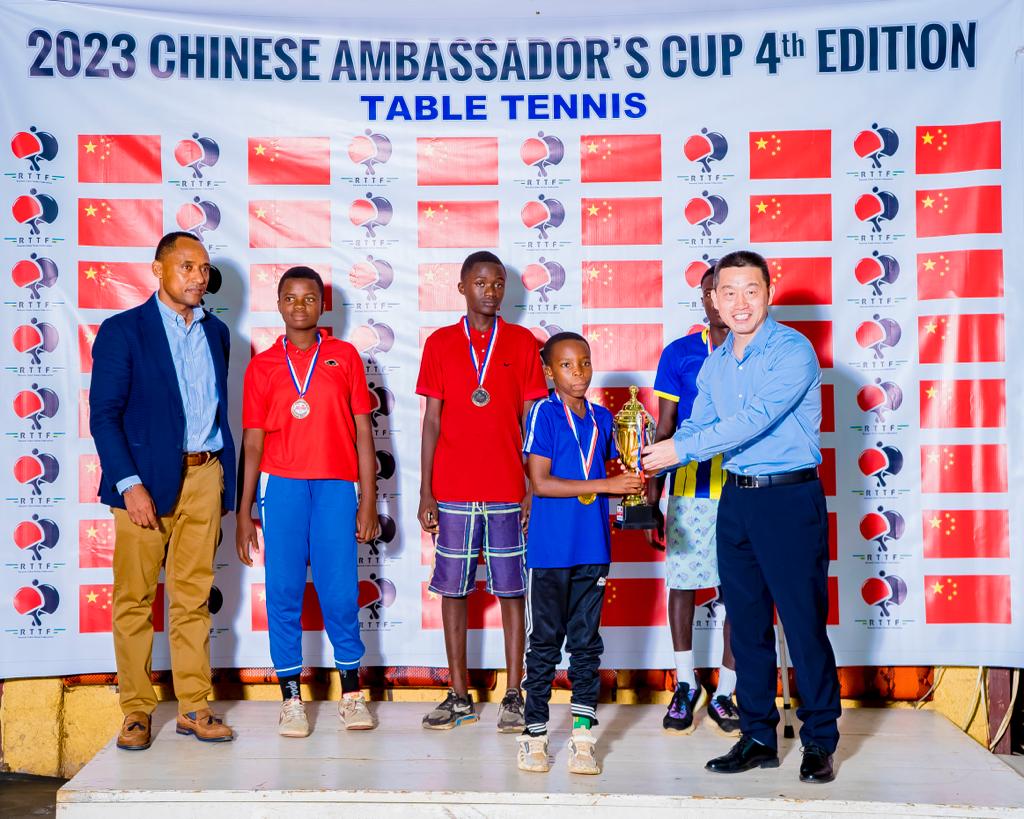 Disability cannot stop Elysee winning trophy 🏆 #ChineseAmbassadorsCup2023 #ParaTableTennis @ITTFAfrica