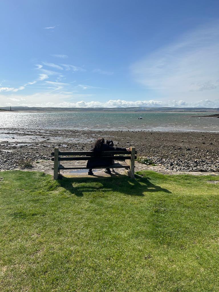Victoria3Bandy's tweet photo. Lindisfarne ⛪️🐶🌊🥰🙏🏻 https://t.co/qDjCcb2Qw2