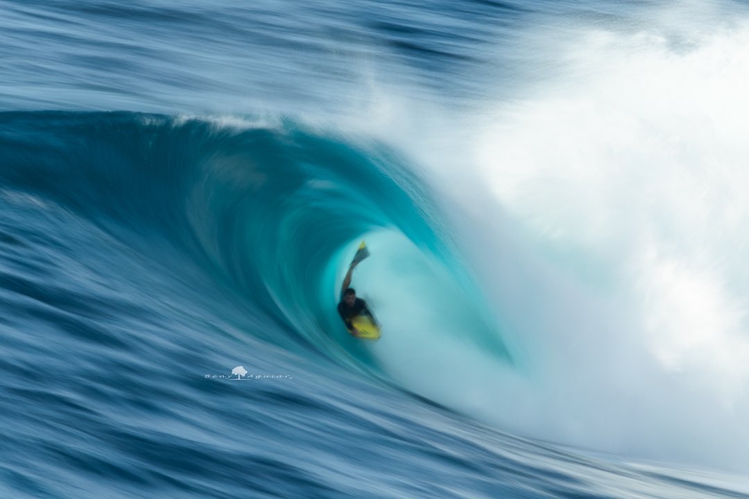 BenyAguiar's tweet image. En el Ojo de la Bestia.
El Frontón.

#grancanaria #gáldar #elfronton #canonespaña #liveforthestory #bodyboard #bigwaves #bodyboarding #waves