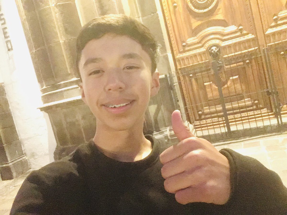 GabrielYepex2's tweet photo. Hi how are you https://t.co/eRrsAhMMwb