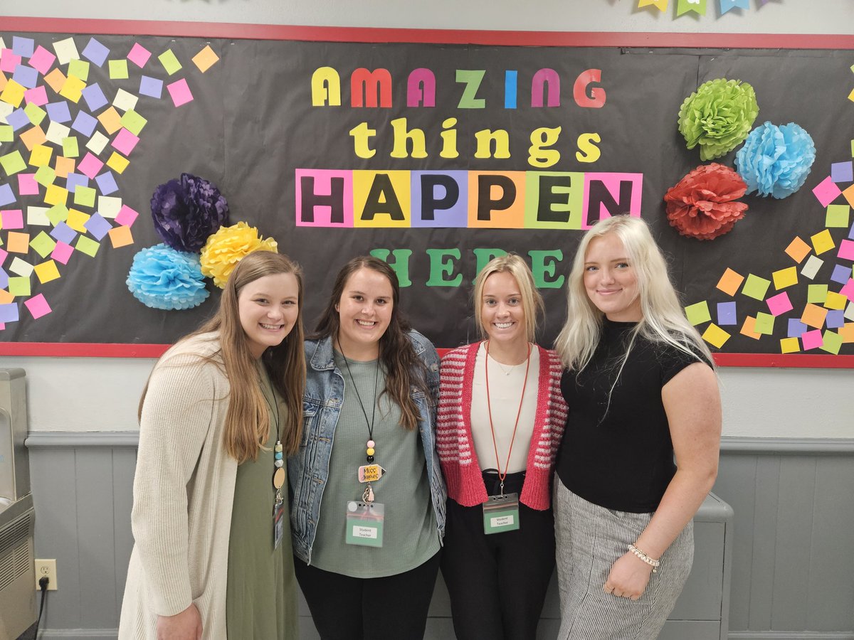 fcsdnorth's tweet photo. We are grateful for our amazing student teachers in first grade- Miss Earles Miss James, Miss Givens, and Miss Peters! https://t.co/F8bQV1UNUI