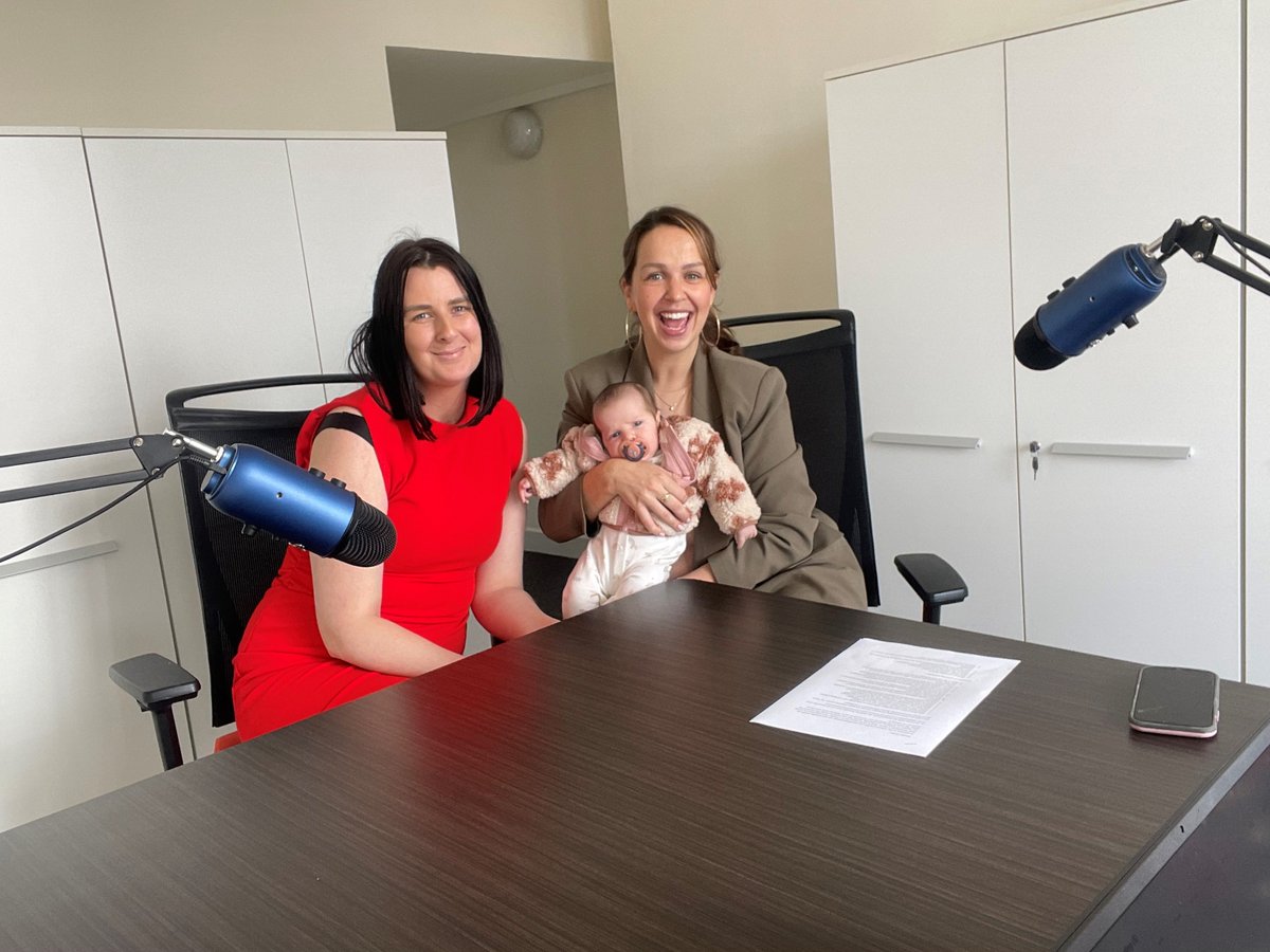 We had two co-hosts this week on the  podcast. Thank you to Laura Doyle and the gorgeous Zara for coming on today to give out mortgage advice. 💛

Episode 10 coming soon.....

#podcast #mortgage  #advice