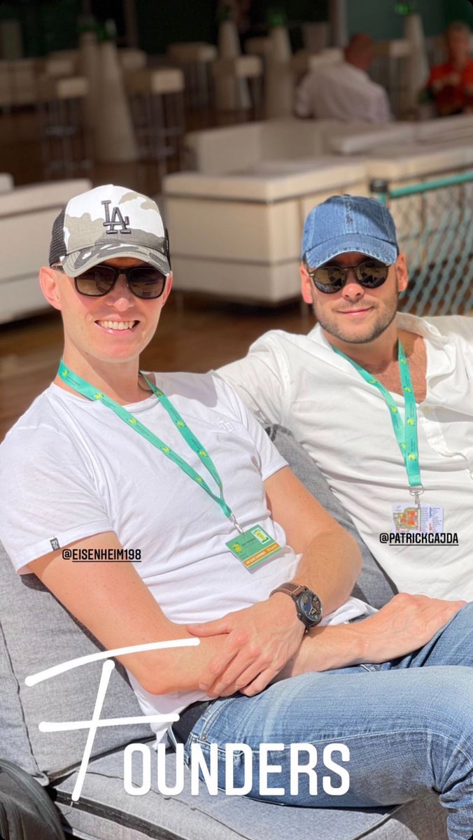 MrSuperbid's tweet photo. @tyrionfinance Don’t fall for these scammers again aka @wizaveth (right) @VoyTechEth (left) https://t.co/P3zMDMzIuc