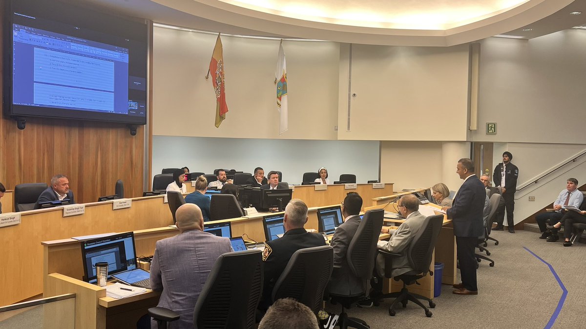 Khan_Nauman's tweet photo. Sunand Sharma, @sheridancollege Associate Dean Student Affairs speaking to @CityBrampton Council on pilot projects on land lord registration, licensing, inspections, and master leasing that will help increase number of legal, appropriate and affordable #housing for students. https://t.co/NwztvsJXfU