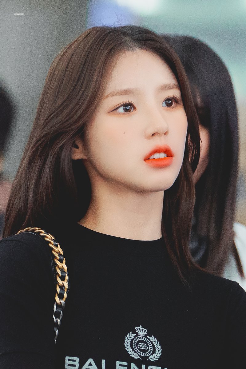 1019risingsun's tweet photo. 230920  😳 #희진 #Heejin https://t.co/2yjYjj0I2i