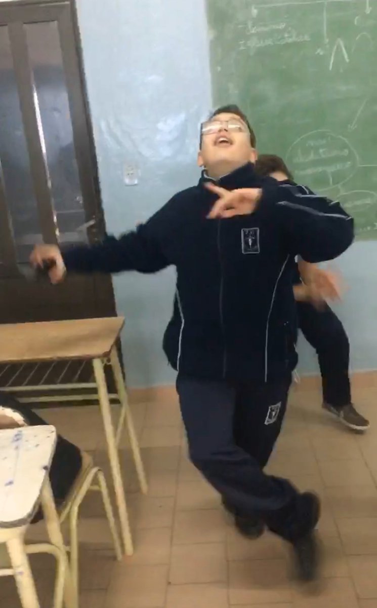 moreeheim15's tweet photo. @TomyAcosta__ @_santi_sec jajajajajaja no llores amigo https://t.co/os6TDTVrhS