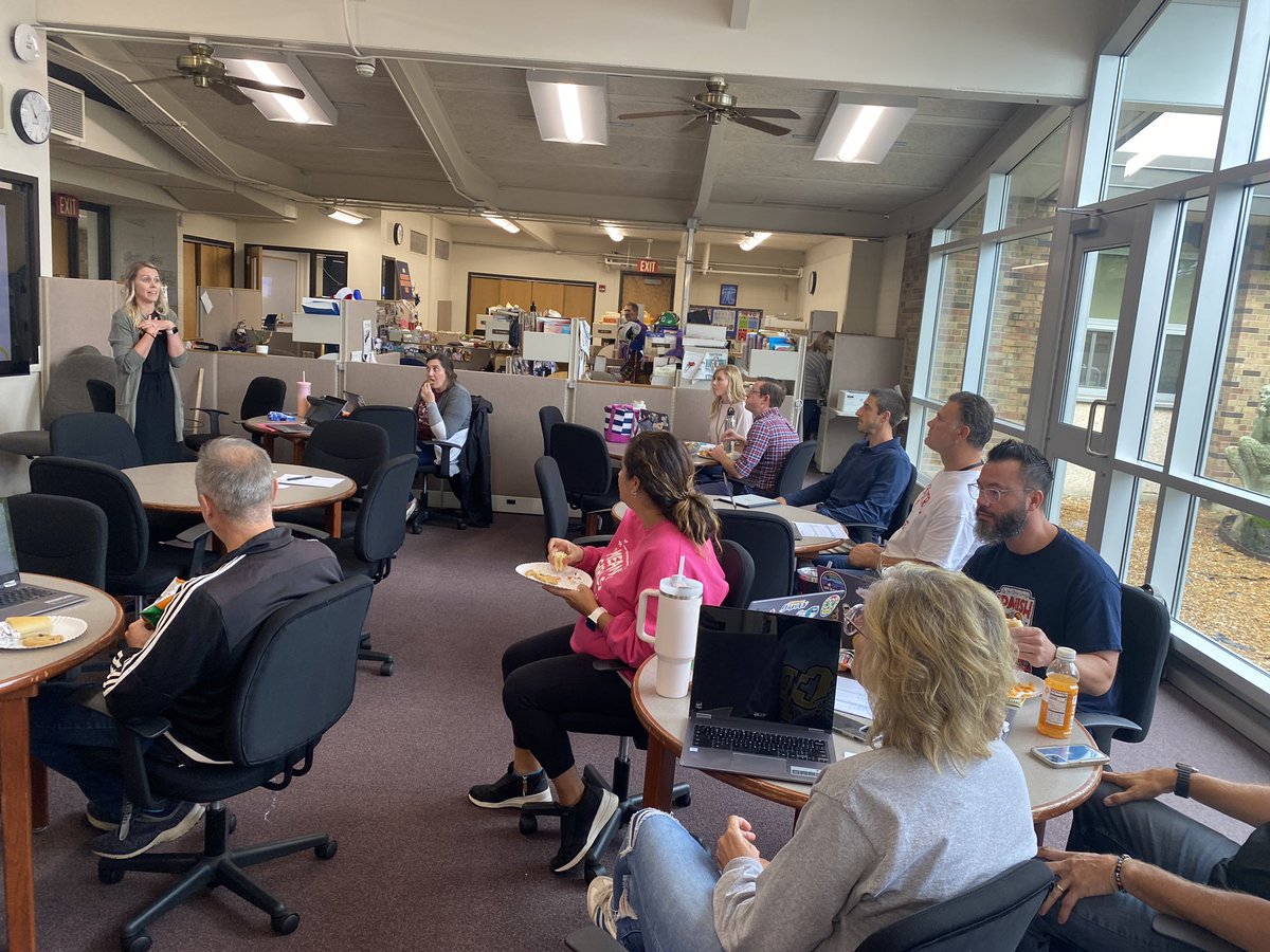 Cori Schwarzrock tweet media