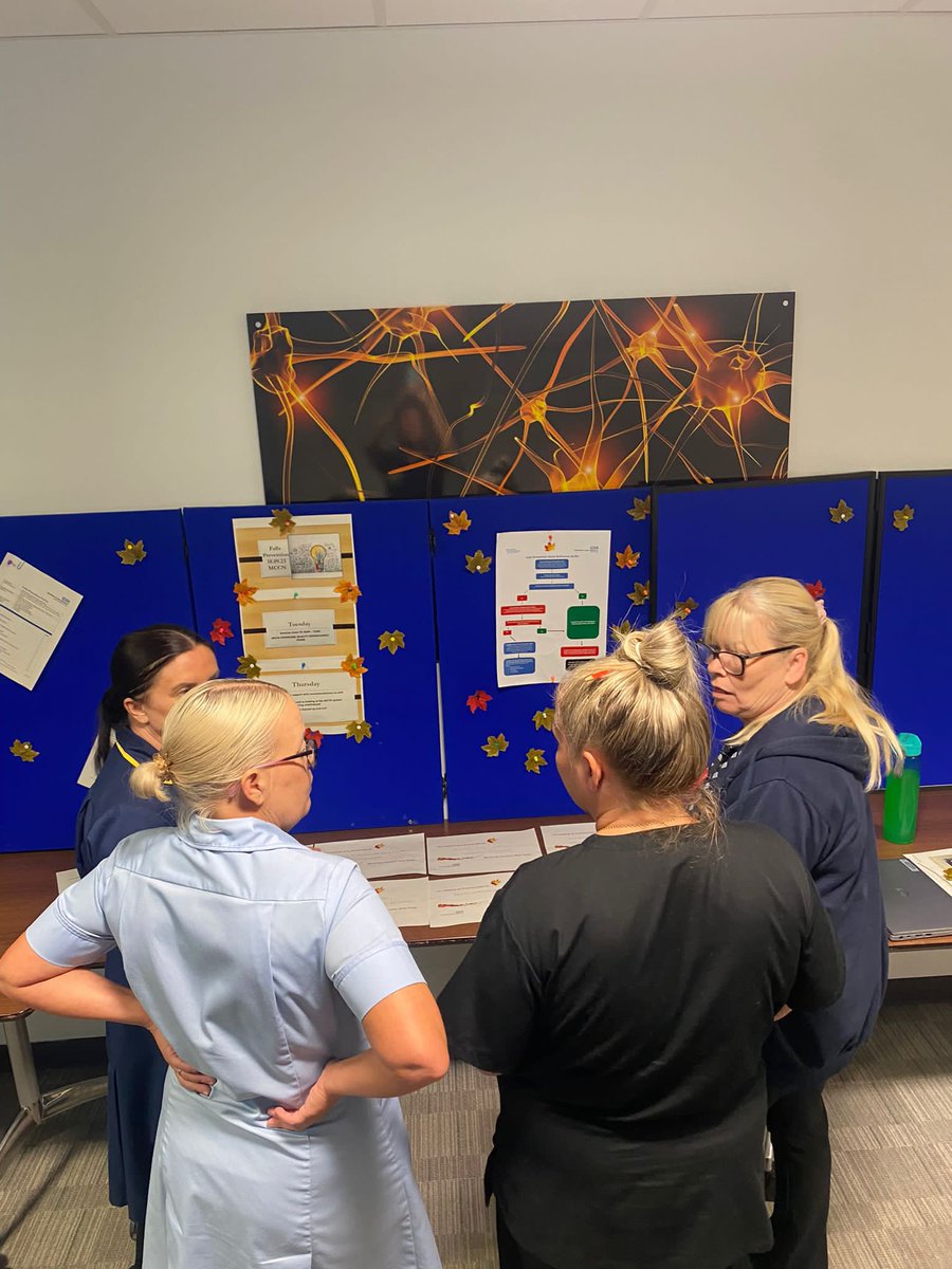 Successful falls drop-in session for MCCN teams 🍁 #PatientSafety #FallsAwarenessWeek <a href="/beckieboo1206/">Becky Williamson</a> <a href="/Emmamillard12/">Emma millard</a>