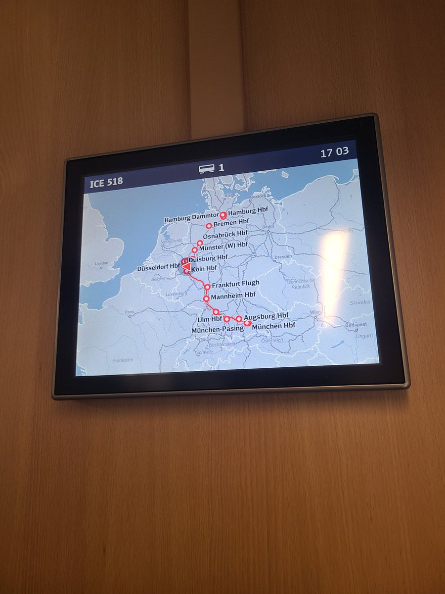 Wir nähern uns dem Ziel, in kleinen, immer wieder stehen bleibenden, verspäteten Schritten #vifonet #abenteuerdeutschebahn