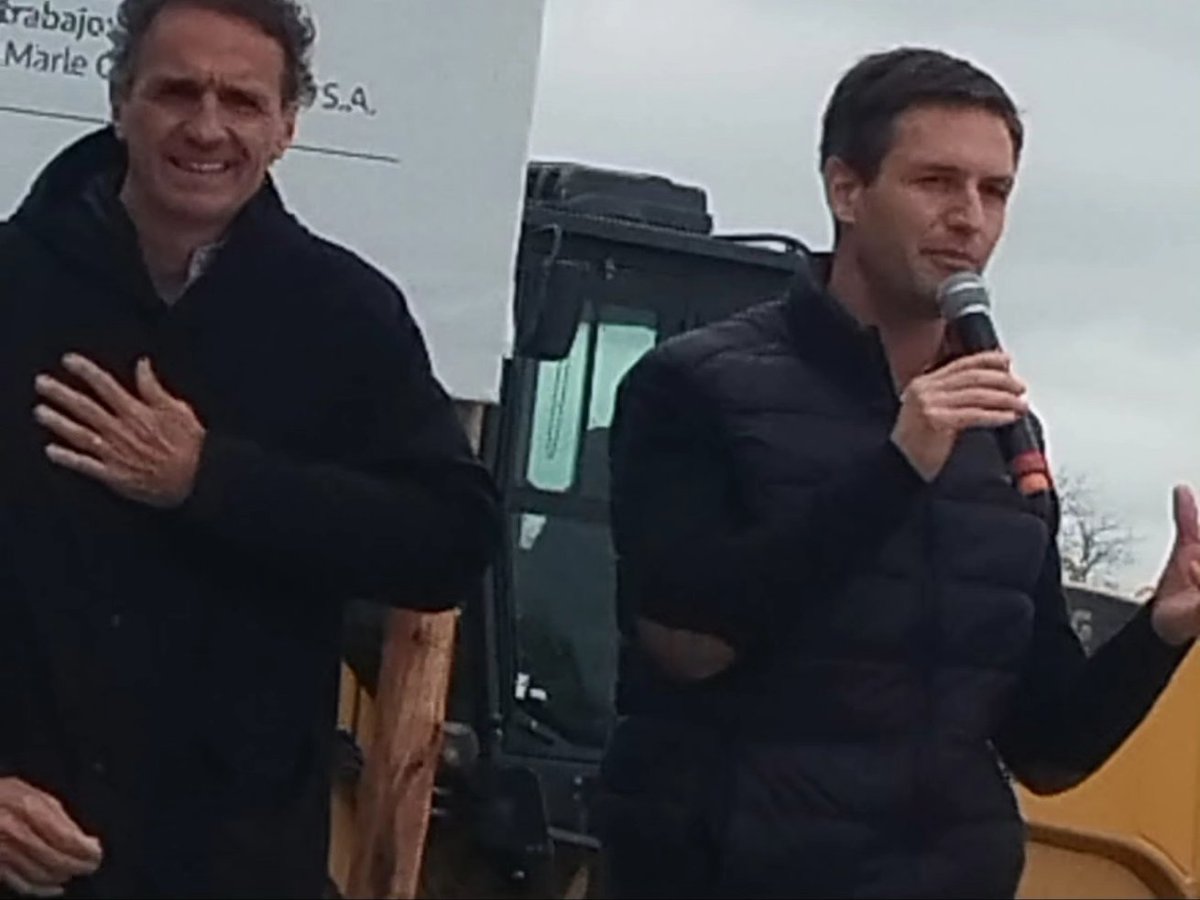 Acompañando a nuestro Intendente <a href="/nico_mantegazza/">Nicolas Mantegazza</a> en el acto de Inicio de Obra " PARQUE ARGENTINO" - LAGUNA, con la presencia del Ministro  @gabriel_katopodis