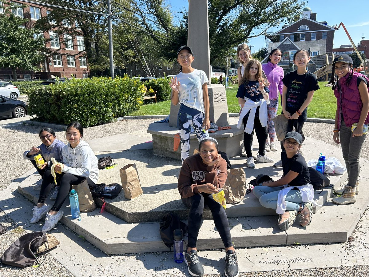 HB7CapeCod's tweet image. Quick lunch break before we continue our day. Next stop—Fiddler Crabs 🦀!