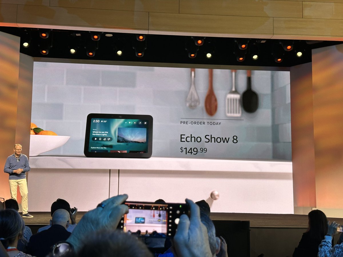 danwroc's tweet image. Since I had issues earlier, here’s a photo dump from today’s #AmazonEvent!