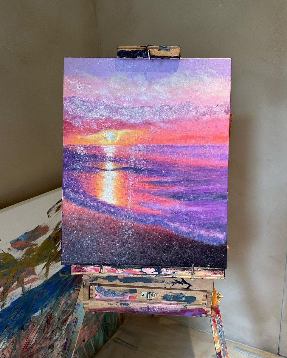 North has been working on this sunset landscape painting for a few weeks and it turned out so beautiful. I’m so proud of my baby. 🌅🎨