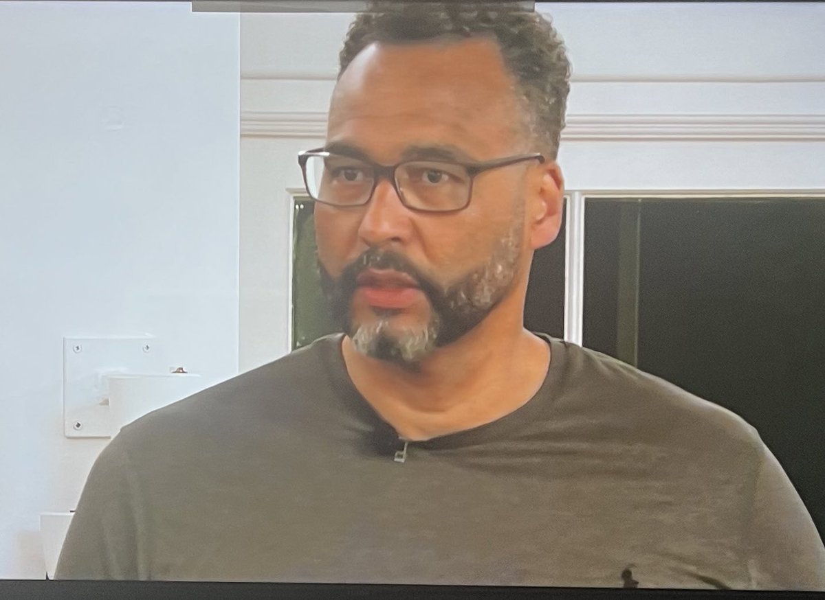 ScutcherM's tweet photo. Starting a petition to get Martin H a bombshell in that house! He is worth everything! #MyMumYourDad https://t.co/dagkS7ZXim
