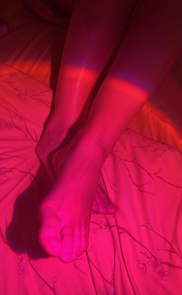 lesbiancontent6's tweet photo. $3.90 😈

https://t.co/9fDrItLTUd https://t.co/9ESoYrOVnu