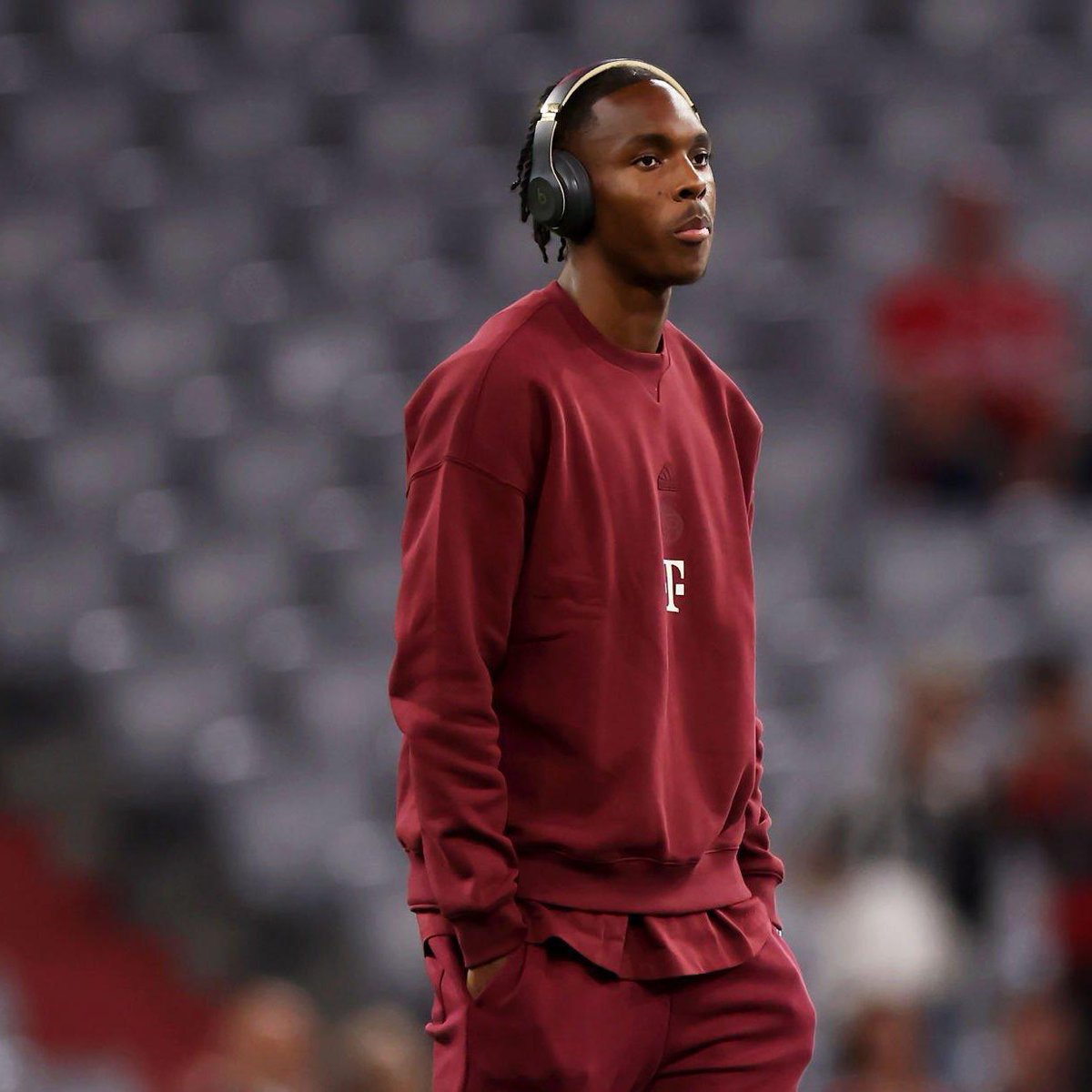 ribeiroDav_'s tweet photo. On peut se poser 2 minutes et parlez de cette homme ?👶

Sur les 5 derniers matchs👇: 

👕 65’ minutes de jeu
⚽️ 4 buts 
🎯1 Passe D. 

Mathys Tel est tout simplement le meilleur SuperSub’ d’Europe.🤯 https://t.co/hInR0SFaSg