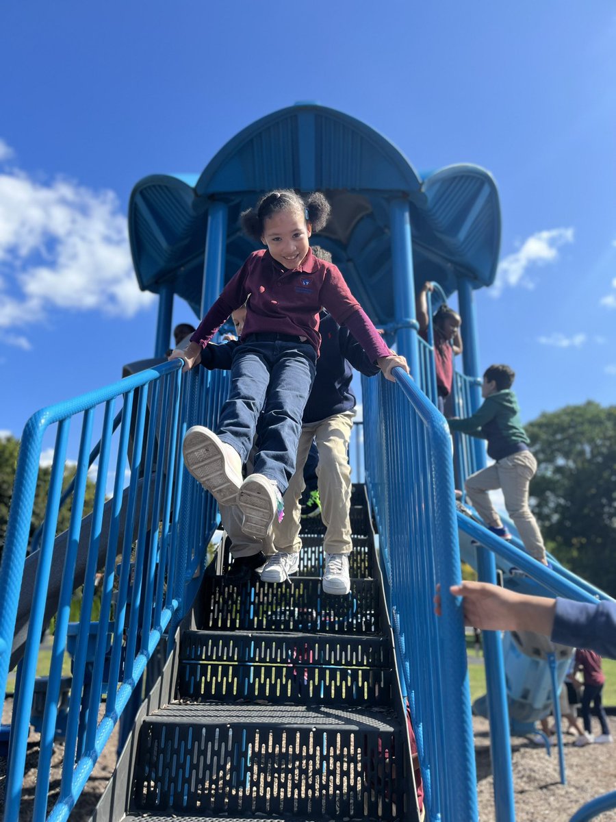 MrsConroySASC's tweet photo. Our @csasyracuse playground is the best! 😊☀️🛝 https://t.co/PUDoTTKwYM