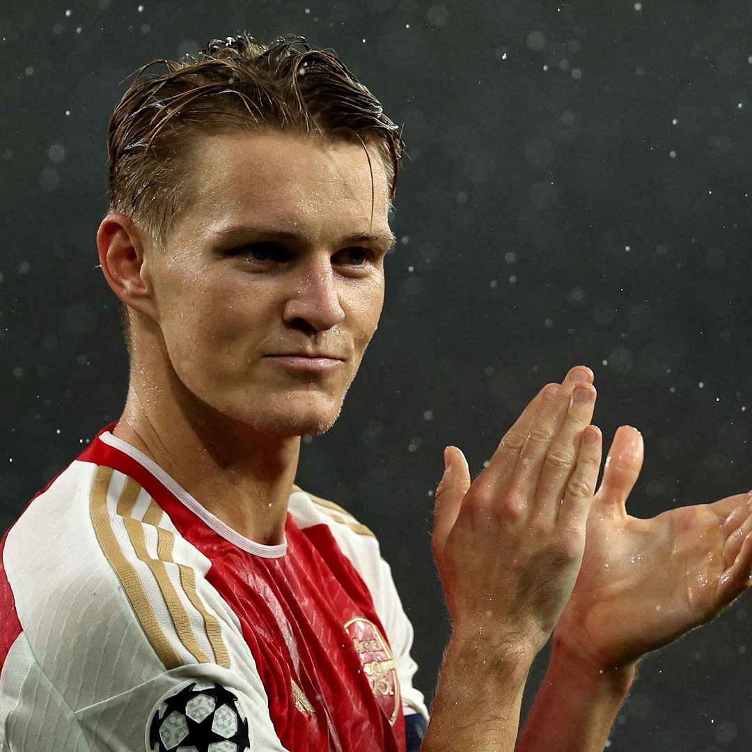 Arsenal's tweet photo. A special evening at Arsenal Stadium 😍

Check out tonight's match report from our 4-0 win over PSV Eindhoven 👇