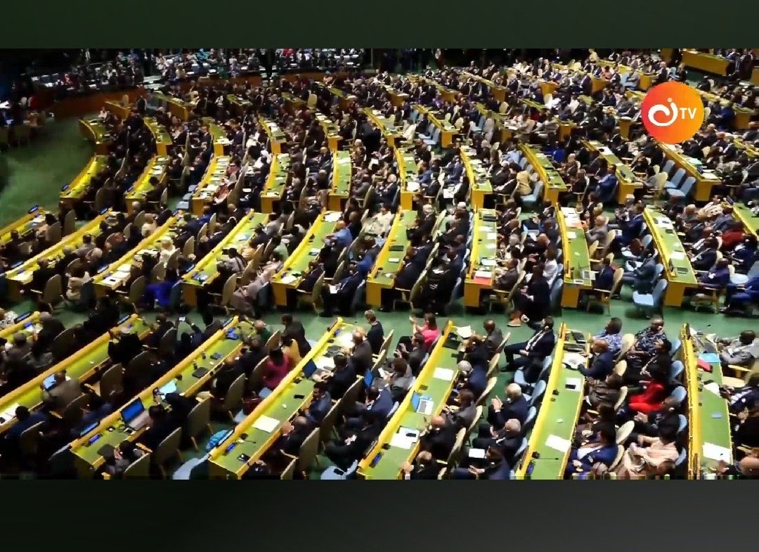 enorghe's tweet photo. @eldiariodedross Huy mi brother acabas de caer en el fanatismo y nos corroborado las fuentes, espero y así no edites todos los productos que lanzas aquí te dejo el momento exacto en que termina el discurso y mira como está la sala de llena. Si quieres corroborar solo mira el discurso completo. https://t.co/cZaj9OhuQv