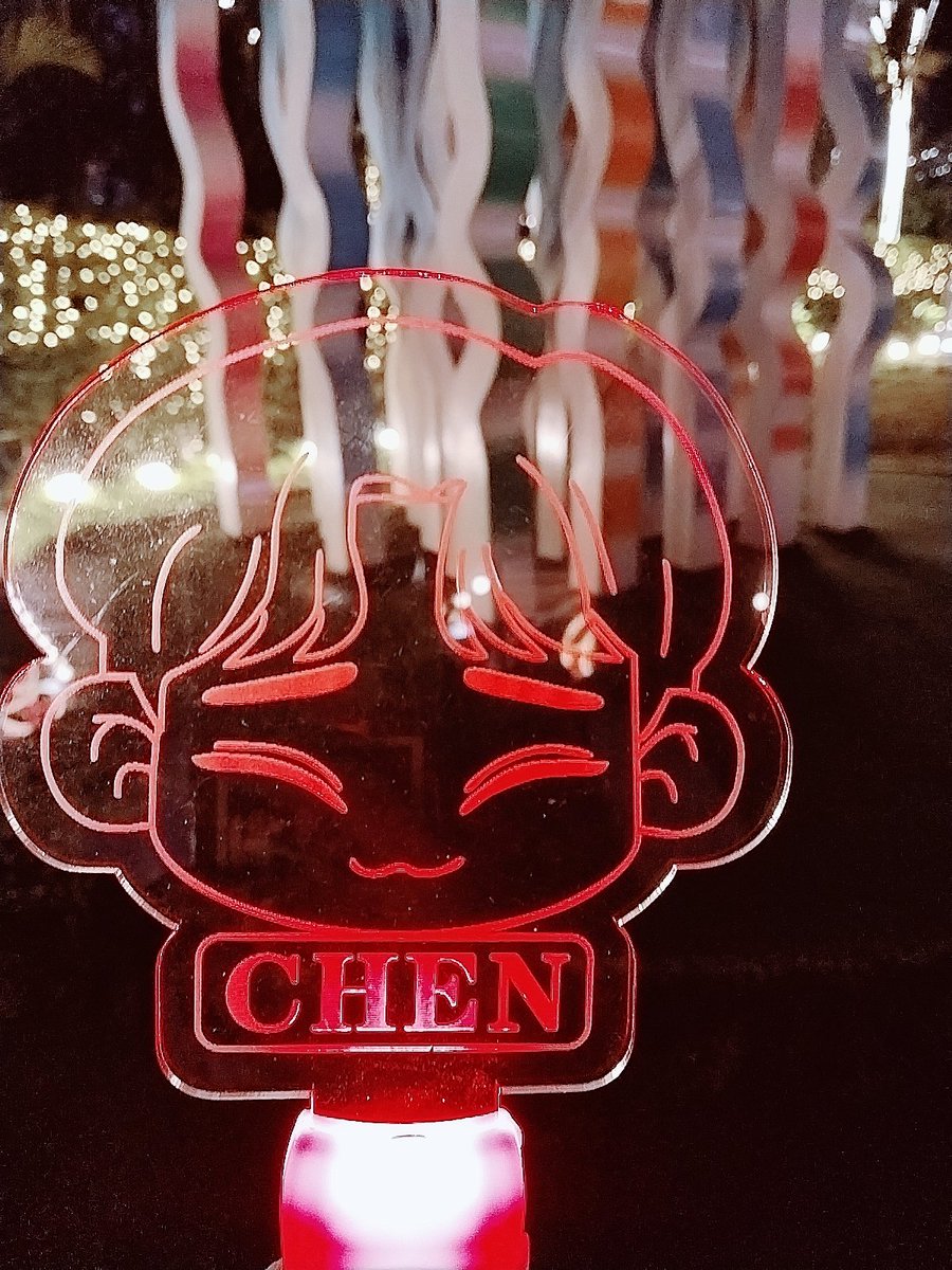 nnieJD's tweet photo. @TyanggeNiKikay @weareoneEXO HAPPY CHEN DAY 🦖

#은하수를_가득채운_별빛의_노래
#종대야_생일_축하해
#OurPolarisChenDay
#HappyChenDay https://t.co/TCoeffY8gu
