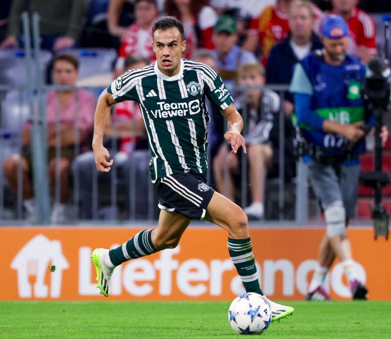 𝐂𝐚𝐧𝐭𝐨𝐧𝐚'𝐬 𝐂𝐨𝐥𝐥𝐚𝐫 tweet media