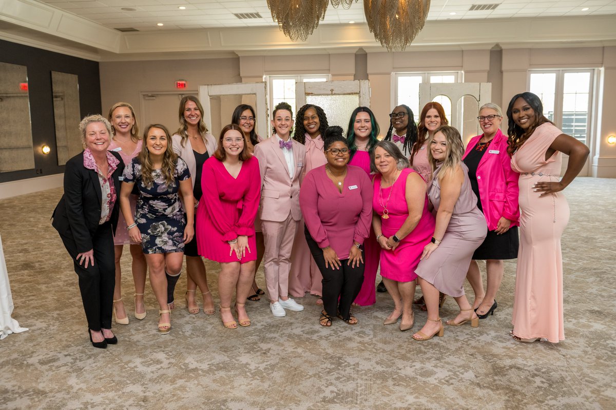 doverecovery's tweet image. So far today, we have raised $125,000 and are continuing to take donations. If you were unable to attend today and would like to support the #DoveHouse mission and vision, please visit our website.  #UnlockingHope #DoveHouse #WomensRecovery doverecoveryhouse.org/donate