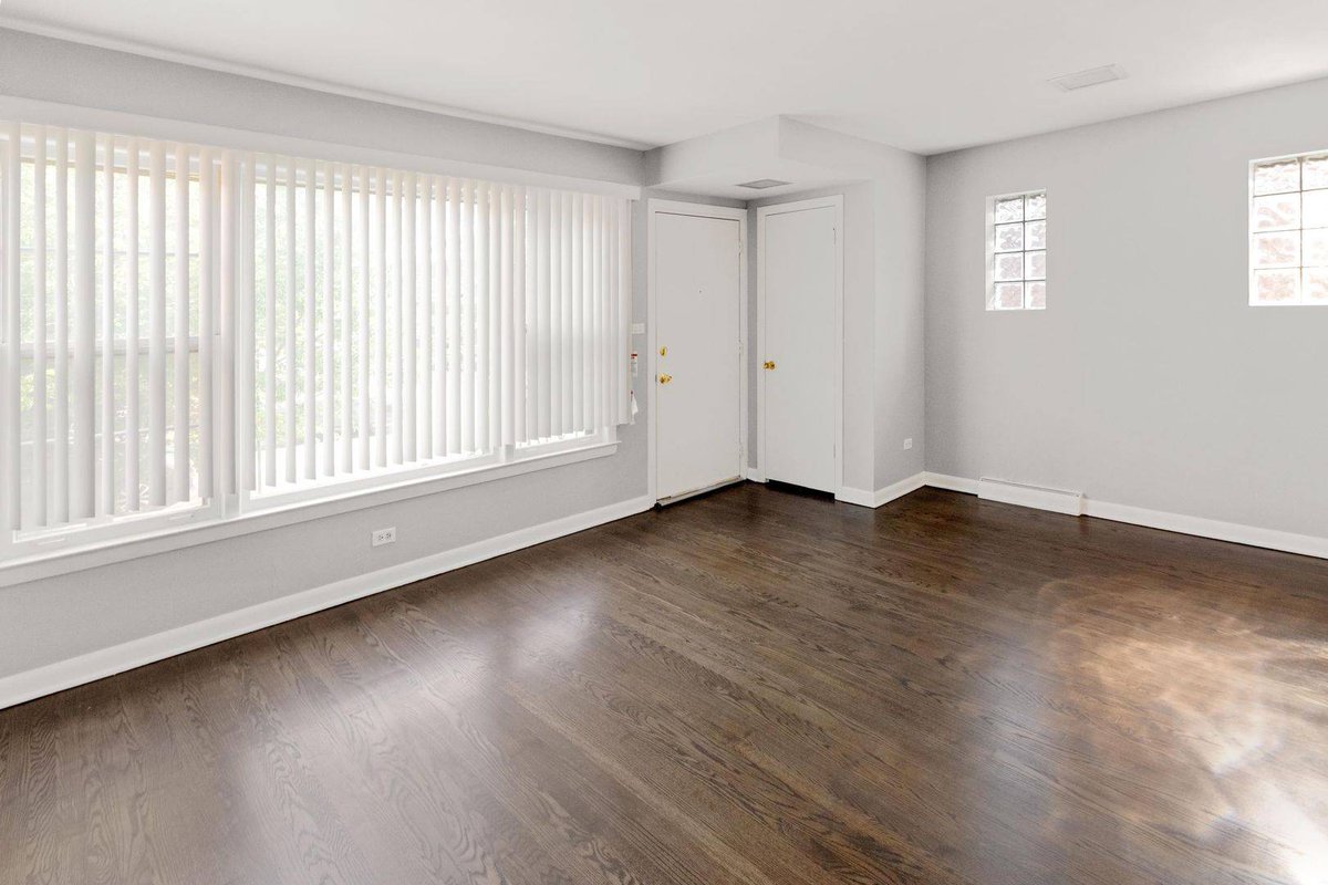 habloft's tweet photo. UNDER Contract after multiple offers. Let our team sell your home. 

https://t.co/WDieTQGmX2 
#Habloft #ChicagoRealEstate #PuttingPeopleFirst https://t.co/JzcbwVtbGw
