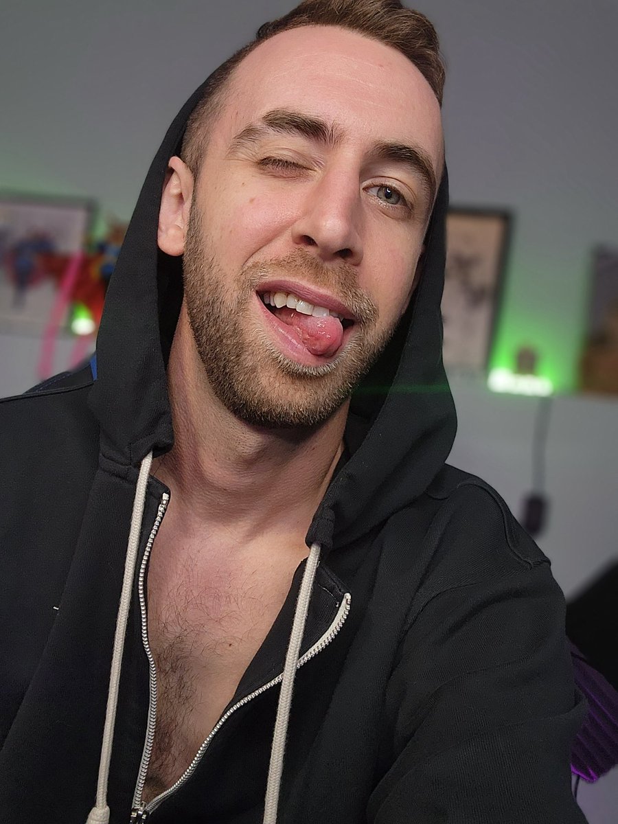 Come hang out tonight! Every 60 subs we get ill roll out a Mortal Kombat 1 steam key!
Twitch.tv/isod0pe