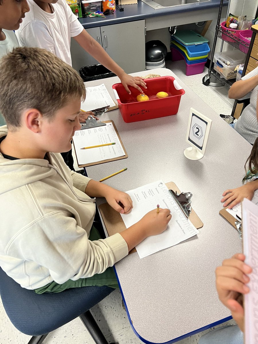 Miss Gray tweet media