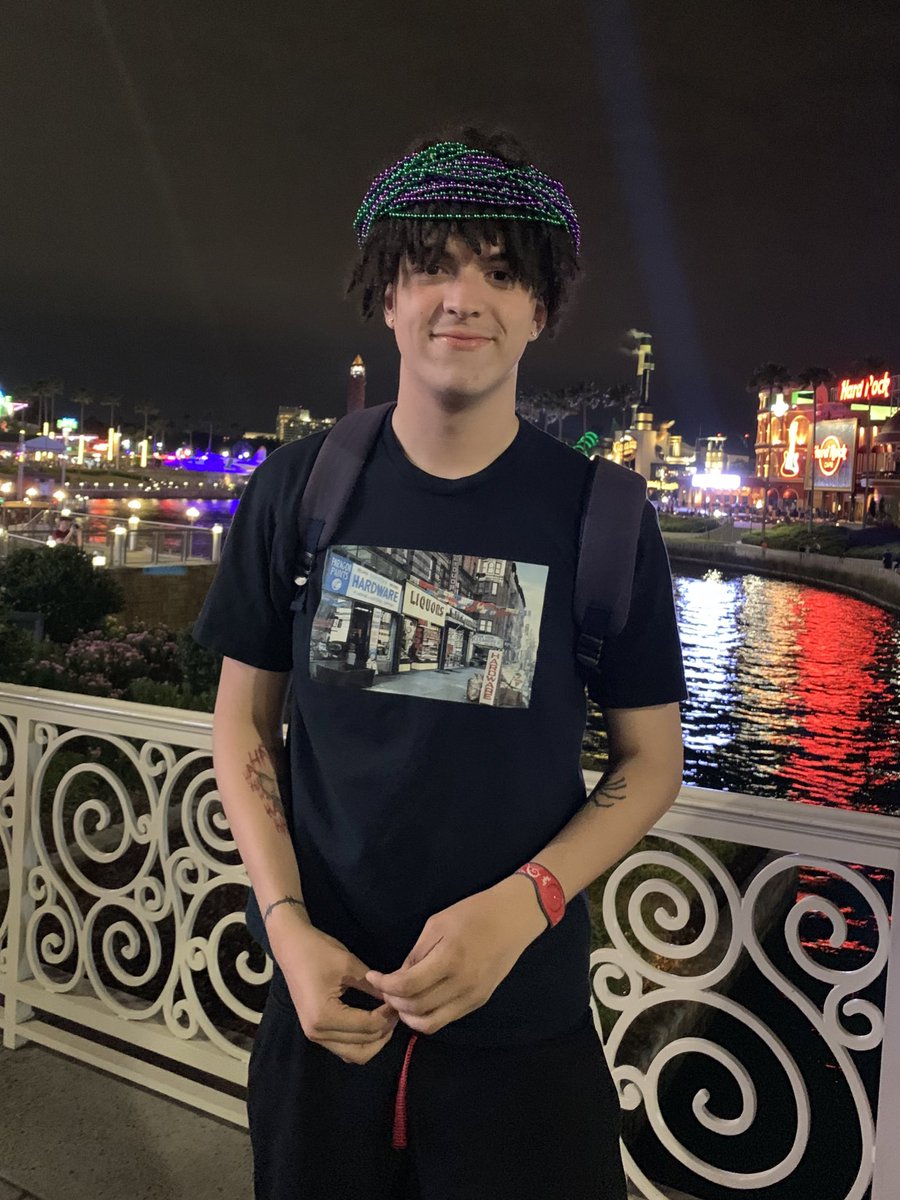 jg47s's tweet image. 2019 vs 2023