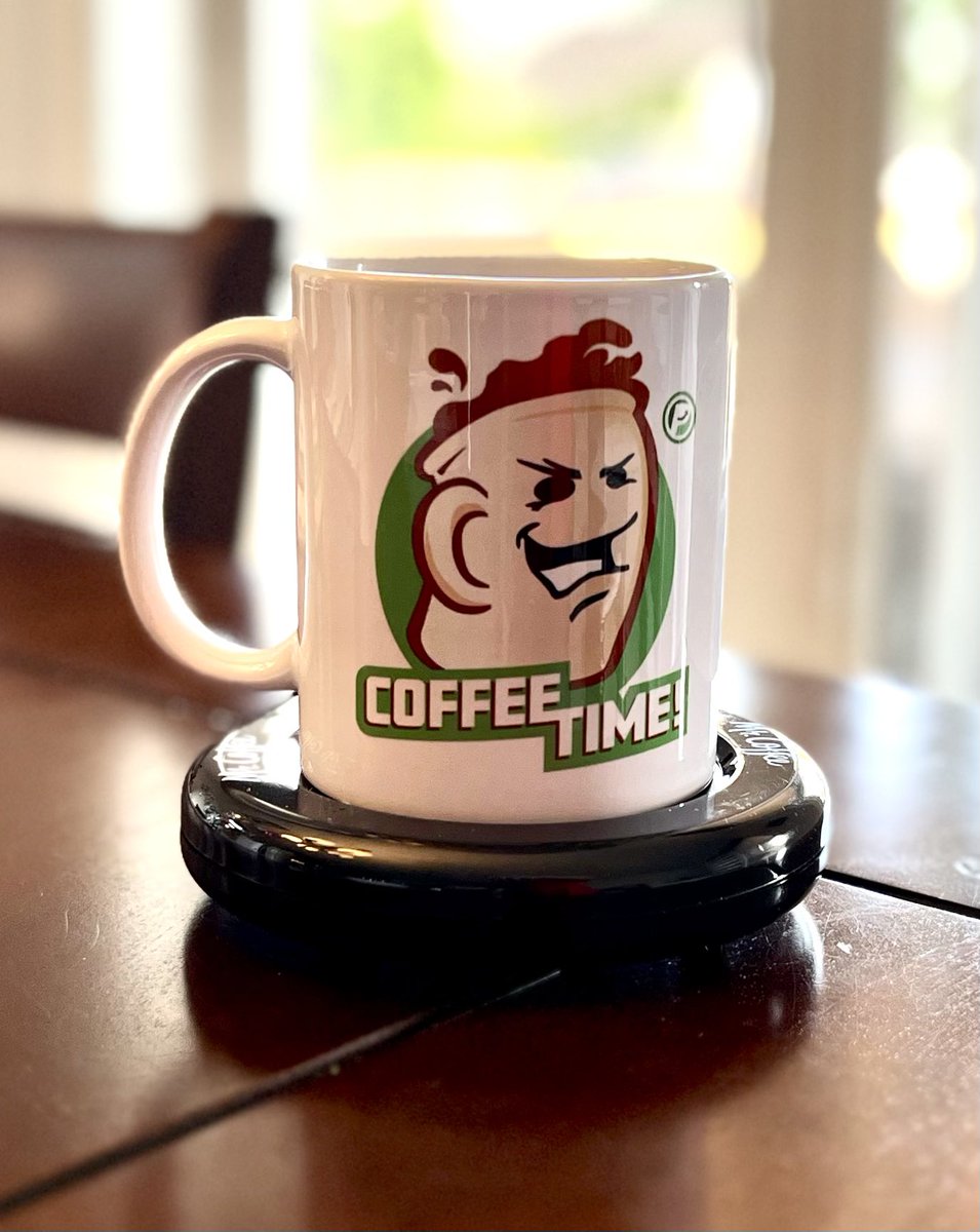paskaroni_'s tweet photo. Iβd like to thank @CoffeeAtJoes for this awesome coffee mug warmer that I will use on a daily basis.
Truly part of the #SubCaffeinoid Nation now βοΈ https://t.co/B1nfgOzA9I