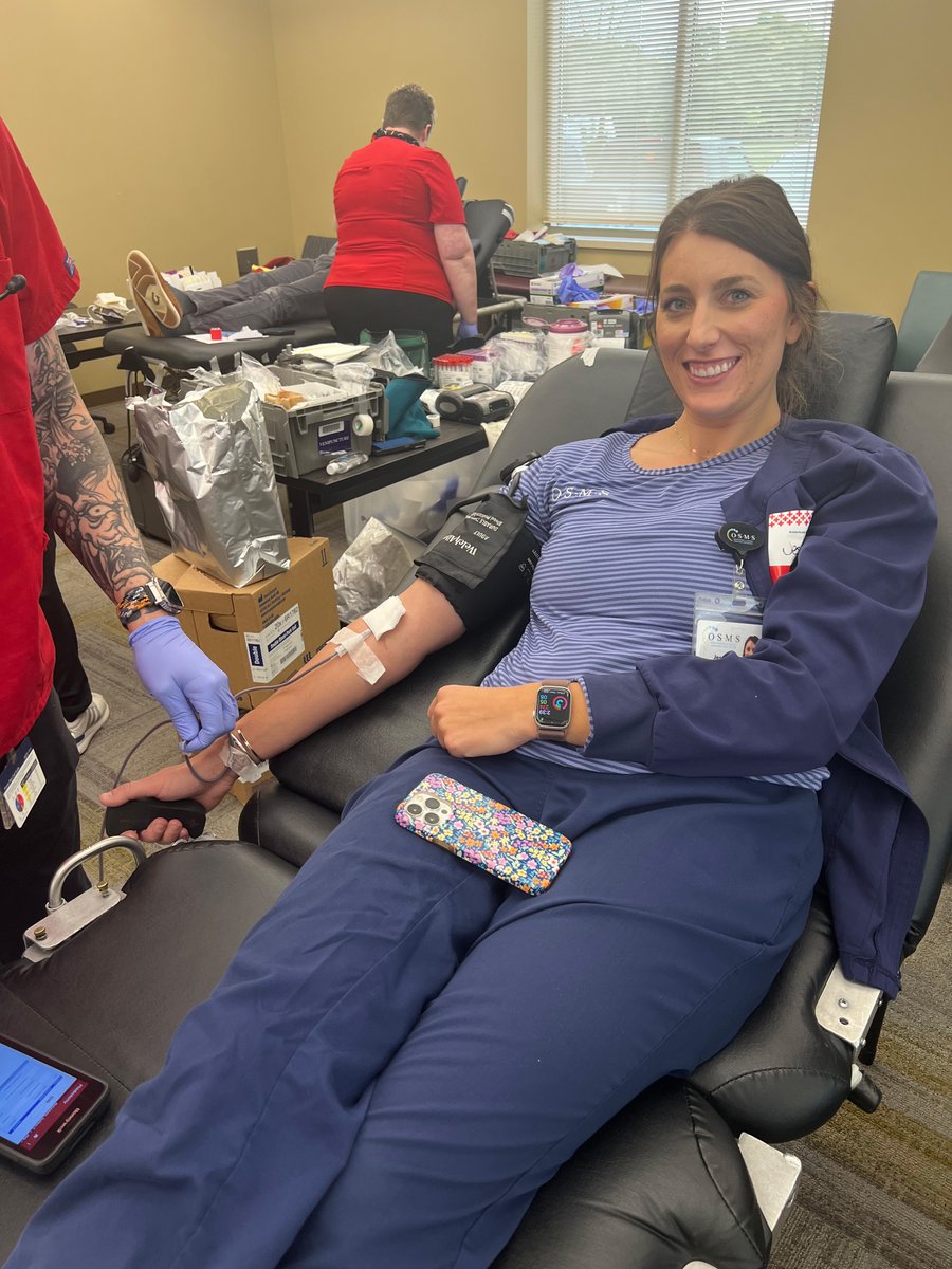 OSMSGB's tweet image. Yesterday we teamed up with @RedCrossWIS to host a Community Blood Drive at our OSMS Green Bay Clinic! We appreciate everyone who took the time to donate!🩸

#LifeAtOSMS #BloodDonationDrive #savelives #OSMS #redcross