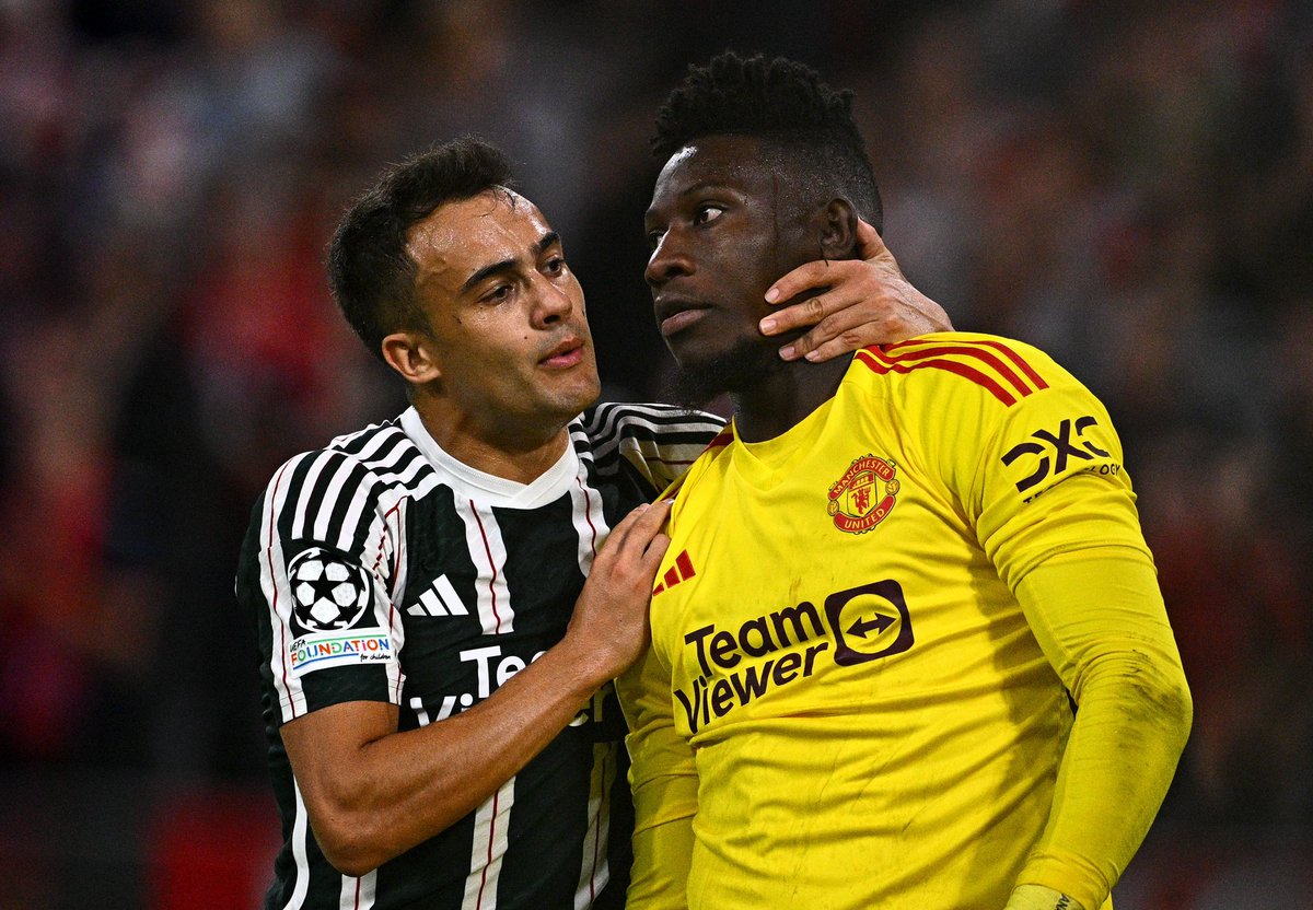 ActuFoot_'s tweet photo. André Onana : « C'est ma faute. C'est à cause de moi que nous n'avons pas gagné. Je dois en tirer des leçons.

J'ai beaucoup à prouver, car pour être honnête, mes débuts à Manchester United ne sont pas très bons".

C'est moi qui ai laissé tomber l'équipe. » 💔

(via @FabrizioRomano)