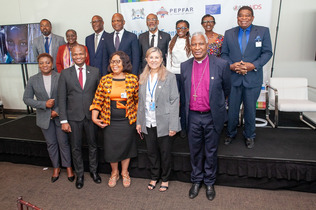 The path that ends AIDS by 2030 will boost progress towards achieving many other Sustainable Development Goals. 

Read press release: tinyurl.com/c8v3v282
#UNGA78 #GlobalGoals