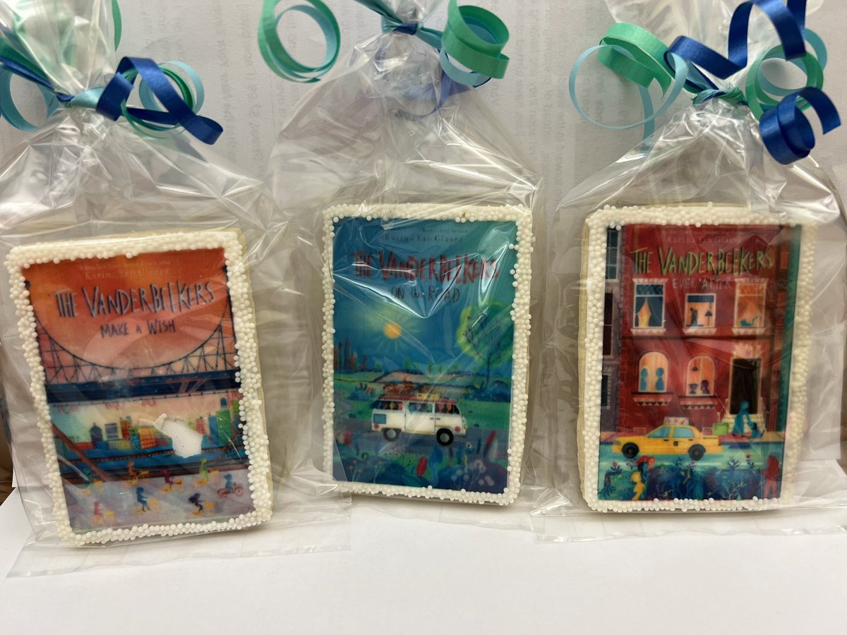 Donna Kouri tweet media