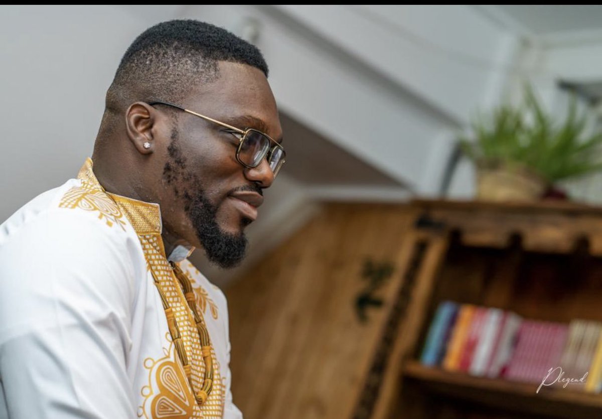 JaypeeGeneral's tweet photo. Dear His Excellency, @NAkufoAddo, please protect @DavidHundeyin for us. Ghana should RESIST every attempt or pressure from the Nigerian Government to cancel or revoke David's immigration status. Protect him for us! He is a patriotic Nigerian who wants the best for his country. https://t.co/QS7Uu1LCNG