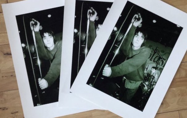 No one:

Me: Have I ever mentioned  that I used to work for Oasis?

📸 <a href="/RogerSargo/">Roger Sargent 📸</a>