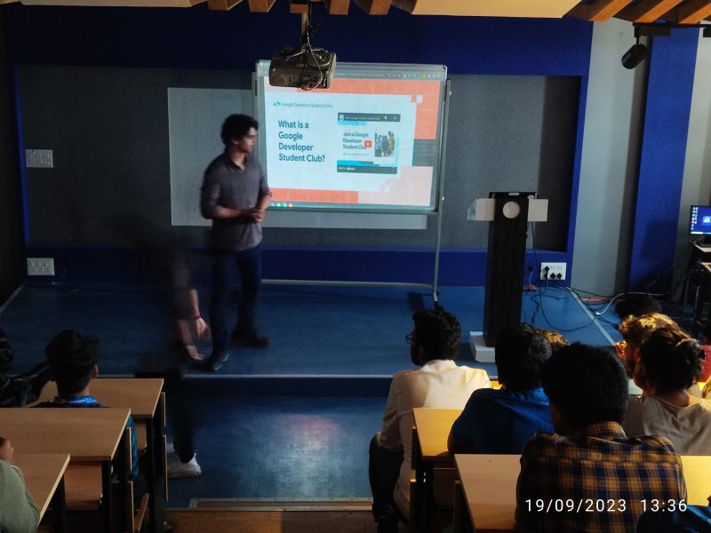 dscjisu's tweet photo. Here's a glimpse of our info-session 👀

A massive shoutout for the 200+ participants who made this event a vibrant gathering of tech enthusiasts.

Let's keep the momentum alive! Stay curious, inspired &amp; connected with GDSC JISU. ❤️

#DeveloperStudentsClub #GDSC #InfoSession https://t.co/JFN9aBuYd4