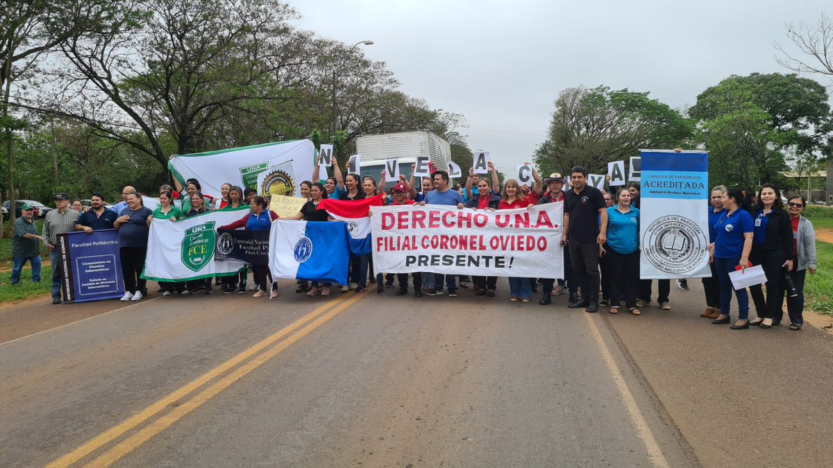 #LaUNAEnParo 🔴𝗖𝗼𝗿𝗼𝗻𝗲𝗹 𝗢𝘃𝗶𝗲𝗱𝗼, 𝗣𝗿𝗲𝘀𝗲𝗻𝘁𝗲!
Coronel Oviedo, también se une se une a las movilizaciones, exigiendo un presupuesto digno para la <a href="/una_py/">Universidad Nacional de Asunción</a>

La Educación Superior no se negocia!

#DerechoUNAPresente
#SiAlPresupuestoParaLaUNA
#SomosDeLaUNA