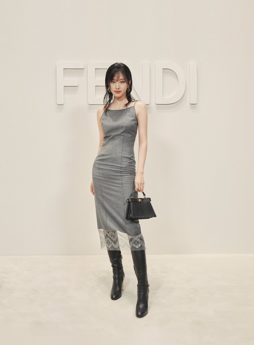 Fendi's tweet photo. #FendiAmbassador #ANYUJIN attended the #FendiSS24 show. https://t.co/0a23A2MUk3