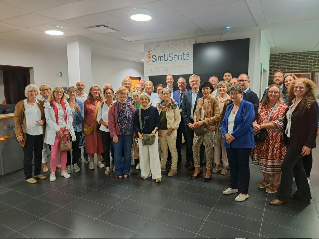 olivier jardé (@olivierjarde) on Twitter photo Accueil du Rotary à @cpasimusante Conférence en présence d <a href="/lefrancmi/">Lefranc Michel</a> sur l intérêt de "l'intelligence artificielle " en médecine et en chirurgie et sa déclinaison au <a href="/CHUAmiens/">CHU Amiens-Picardie</a> Merci au Pr Ammirati et au Dr Amsallem Accueil du Rotary à @cpasimusante Conférence en présence d <a href="/lefrancmi/">Lefranc Michel</a> sur l intérêt de "l'intelligence artificielle " en médecine et en chirurgie et sa déclinaison au <a href="/CHUAmiens/">CHU Amiens-Picardie</a> Merci au Pr Ammirati et au Dr Amsallem