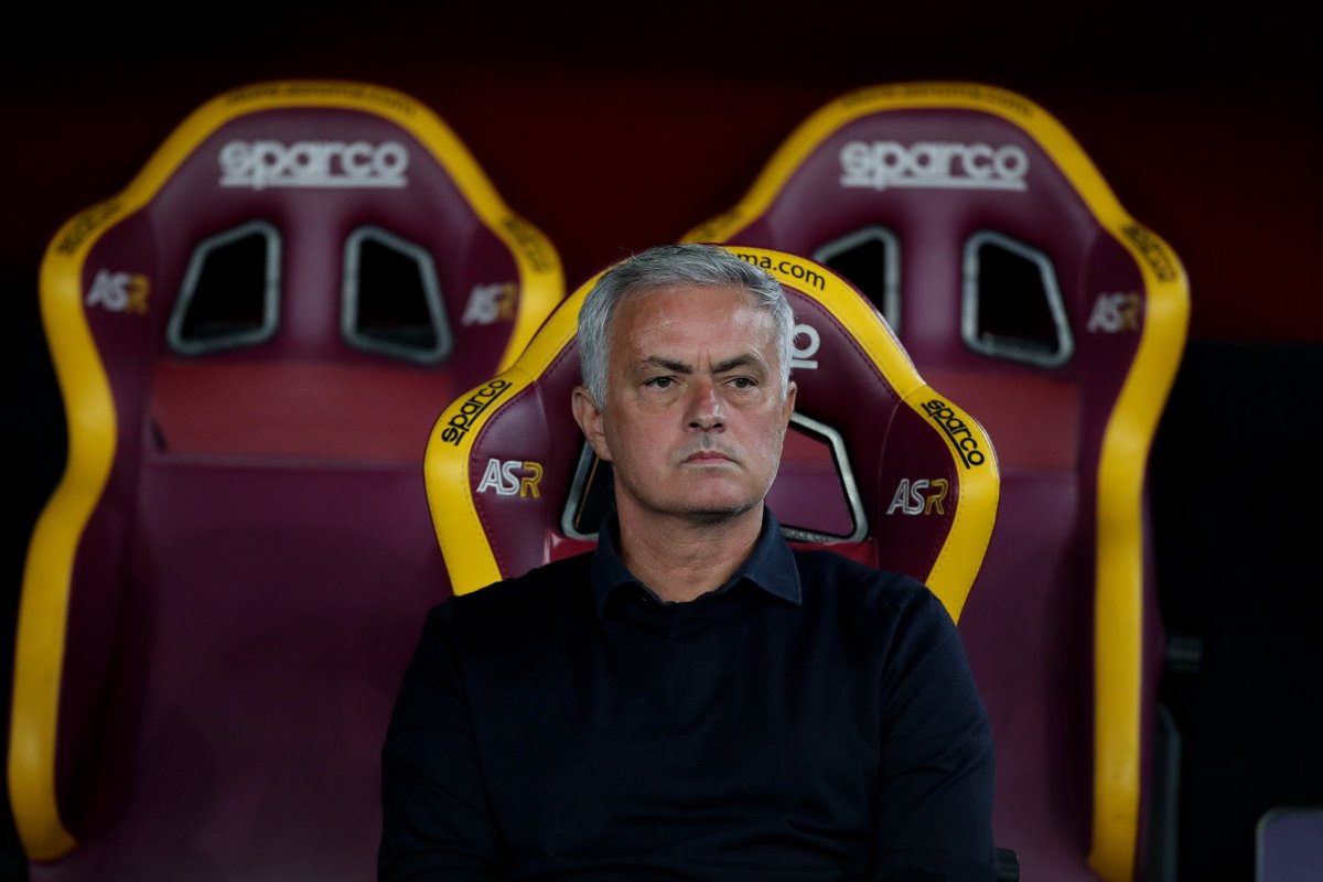 ⚠️ José Mourinho: “I will keep saying that until my final day as a manager — we did not lose the Europa League final against Sevilla”.

“We did NOT lose that final in Budapest and I won’t change my mind”.