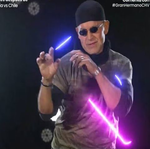 camilamhr's tweet photo. La única persona que me importa que entre en el repechaje es él. 

Papá Lulo, el Pelao Táctico 😎 

#LaResistenciaLulo https://t.co/U985FNvRlM