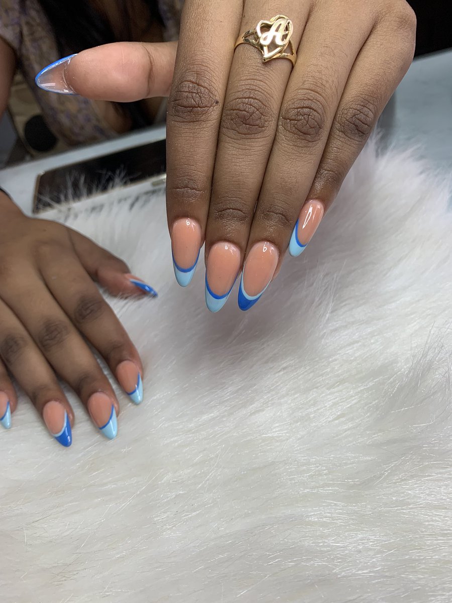 💙💙💙

Blue Double Lined Frenchies 💅🏽💙 
For Appointments WhatsApp 319-3999.

#thebeautygoddess #frenchtips #bluenails #almondnails #acrylicnails #reels #explorepage #fyp #foryou #trinidadandtobago #cuticlecare #cuticleoil #manicure